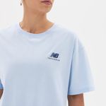 Camiseta-Manga-Corta-Para-Mujer-Essentials-UniSsentials-New-Balance