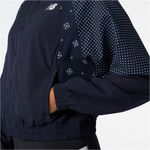 Chaqueta-Padded-Para-Mujer-Nb-Athletics-Varsity-Pack-Hoodie-New-Balance