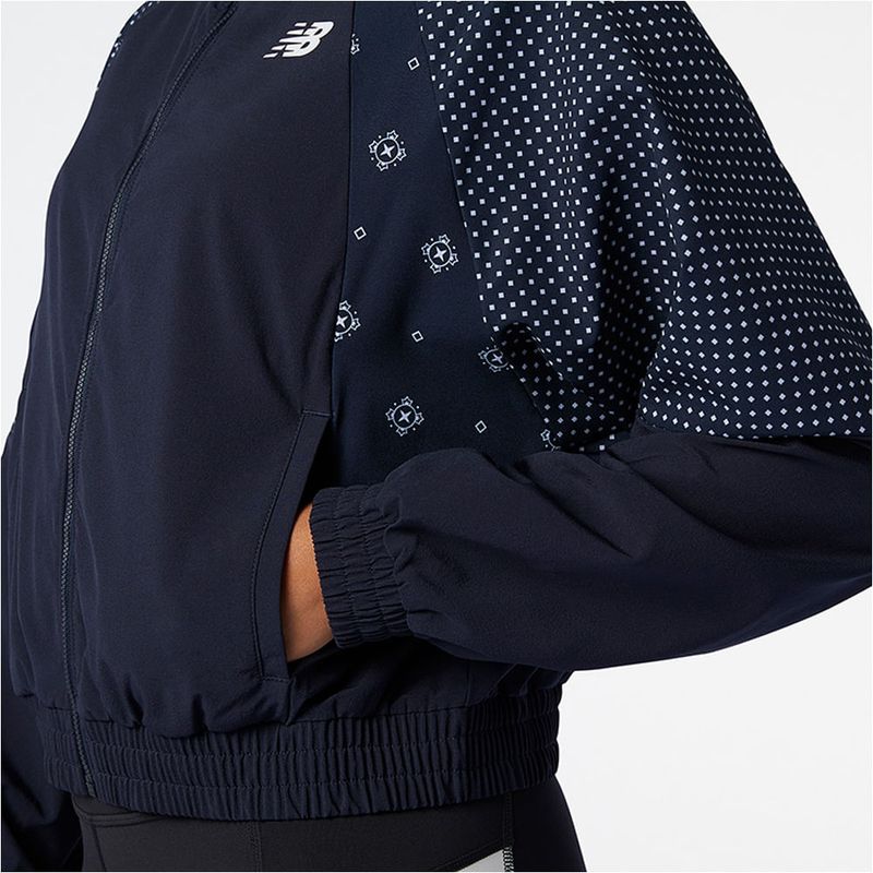 Chaqueta-Padded-Para-Mujer-Nb-Athletics-Varsity-Pack-Hoodie-New-Balance