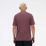 Camiseta-Manga-Corta-Para-Hombre-Collegiate-T-Shirt-New-Balance