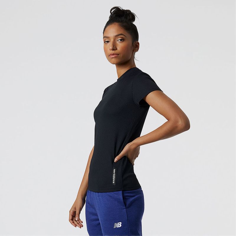 Camiseta-Para-Mujer-Relentless-Terry-Layer-New-Balance
