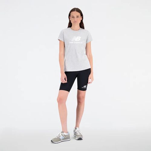 Camiseta Manga Corta Para Mujer Essentials Stacked Logo New Balance