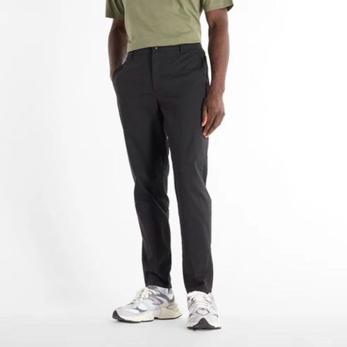 Pantalon Para Hombre Men's Tapered Pant 30 New Balance
