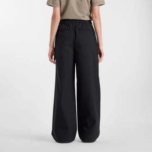 Pantalon Para MujerTwill trouser New balance